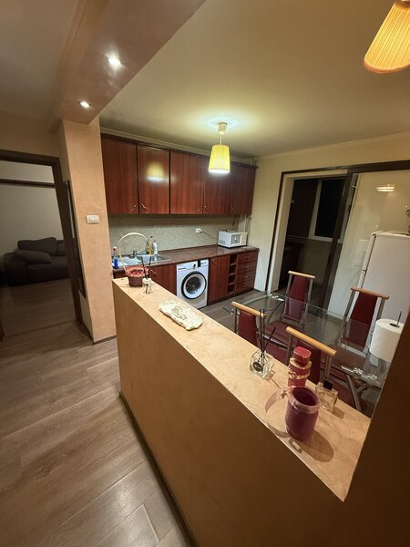 Berceni De inchiriat 2 camere 53 mp, 5 minute de Metrou Aparatorii Patriei