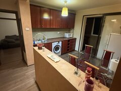 Berceni De inchiriat 2 camere 53 mp, 5 minute de Metrou Aparatorii Patriei